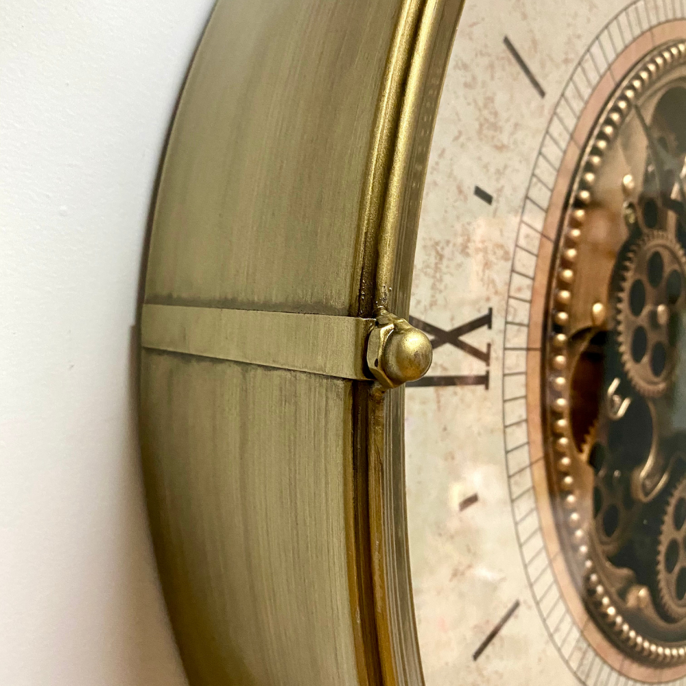 Vanguard Universal Luxurious Rotating Gears Clock CCM-1711