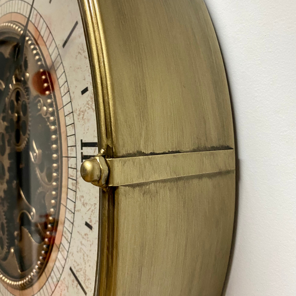 Vanguard Universal Luxurious Rotating Gears Clock CCM-1711