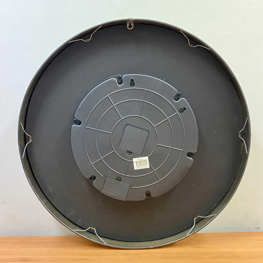 Vanguard Universal Luxurious Rotating Gears Clock CCM-1711