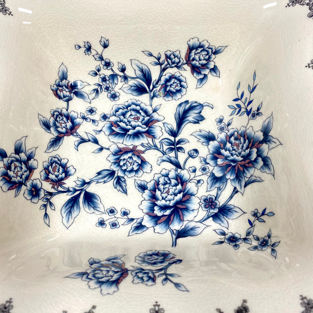 Vanguard Universal Ice-cracked Ceramic Wine Rack, Resin Baseplate GF-C84